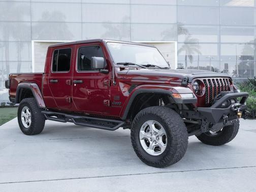 Snazzberry Pearlcoat 2021 Jeep Gladiator Sport
