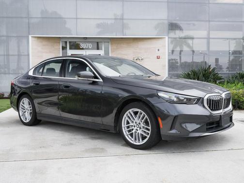 Dark Graphite 2024 BMW 530 i