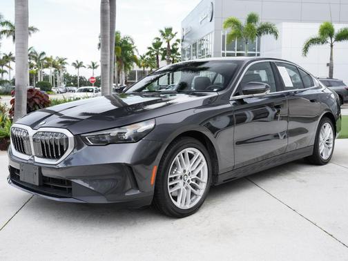 Dark Graphite 2024 BMW 530 i