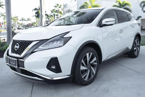 2023 Nissan Murano SL