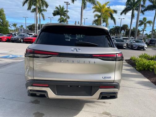 2024 INFINITI QX60 Luxe