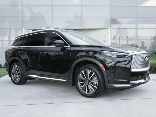 Diamond Black 2026 INFINITI QX60 LUXE