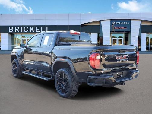 2024 GMC Canyon Denali