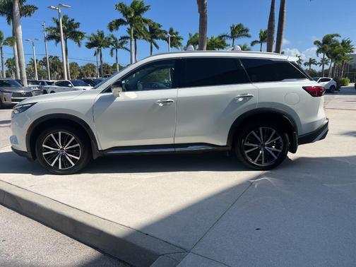 2023 INFINITI QX60 SENSORY