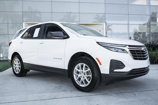 2023 Chevrolet Equinox LS