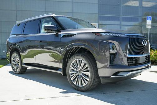 2026 INFINITI QX80 Luxe