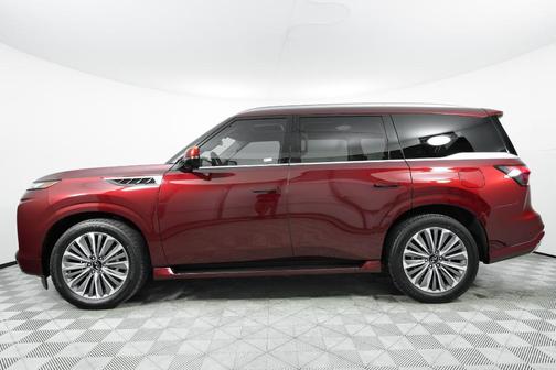 2025 INFINITI QX80 Luxe