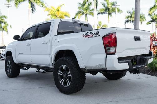 2017 Toyota Tacoma SR5