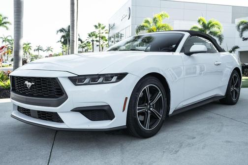 2024 Ford Mustang EcoBoost