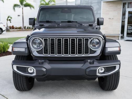 Granite Crystal Clearcoat Metallic 2025 Jeep Wrangler 4xe Sahara