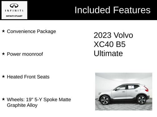 2023 Volvo XC40 B5 Ultimate Dark Theme
