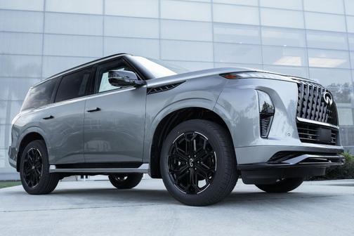 2026 INFINITI QX80 SPORT