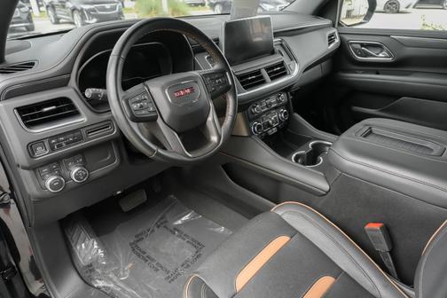 Midnight Blue Metallic 2023 GMC Yukon XL AT4