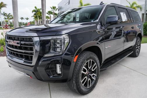 Midnight Blue Metallic 2023 GMC Yukon XL AT4