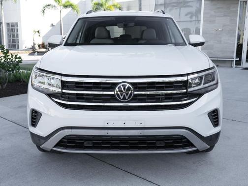 Pure White 2023 Volkswagen Atlas 3.6L SE w/Technology