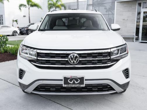 Pure White 2023 Volkswagen Atlas 3.6L SE w/Technology