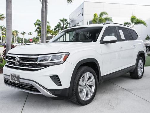 Pure White 2023 Volkswagen Atlas 3.6L SE w/Technology