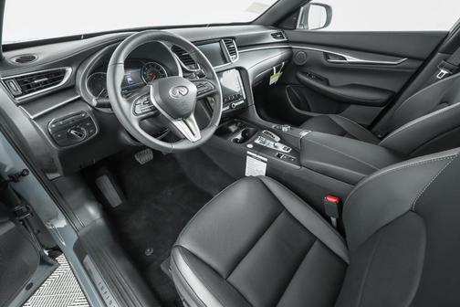 2025 INFINITI QX55 LUXE