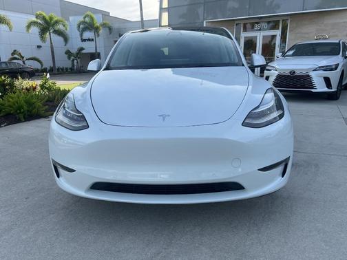 2022 Tesla Model Y Long Range