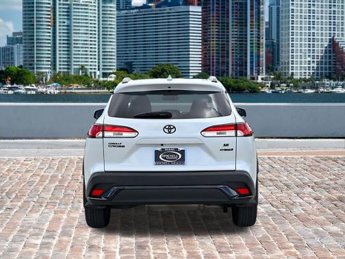 Wind Chill Pearl 2023 Toyota Corolla Cross Hybrid SE