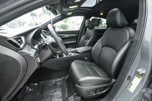 2025 INFINITI QX55 LUXE