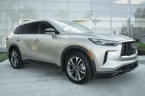 2025 INFINITI QX60 Luxe