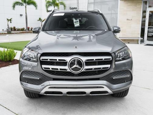 Gray 2023 Mercedes-Benz GLS 450 4MATIC