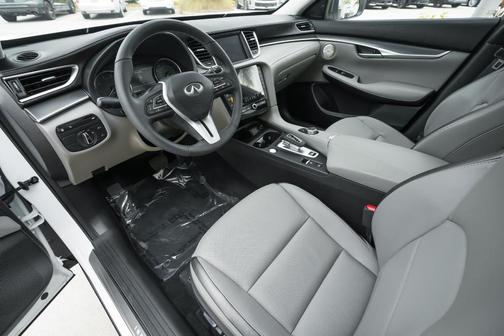 2025 INFINITI QX50 Luxe