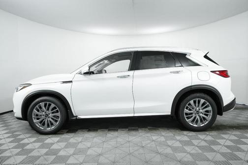 2025 INFINITI QX50 Luxe