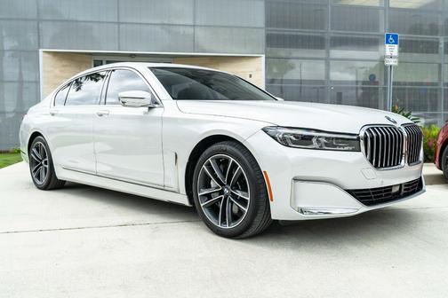 2021 BMW 750 i xDrive