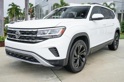 2022 Volkswagen Atlas 3.6L SE w/Technology