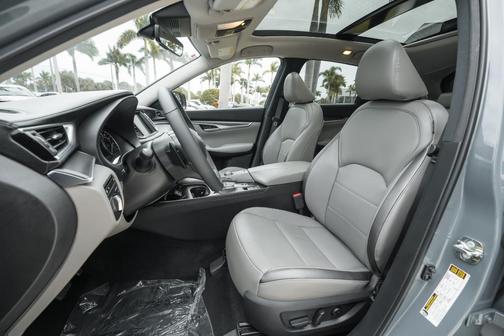2025 INFINITI QX50 Luxe