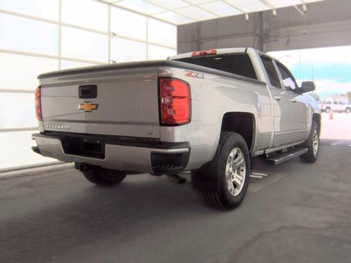 Silver Ice Metallic 2018 Chevrolet Silverado 1500 LT