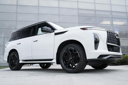2026 INFINITI QX80 SPORT