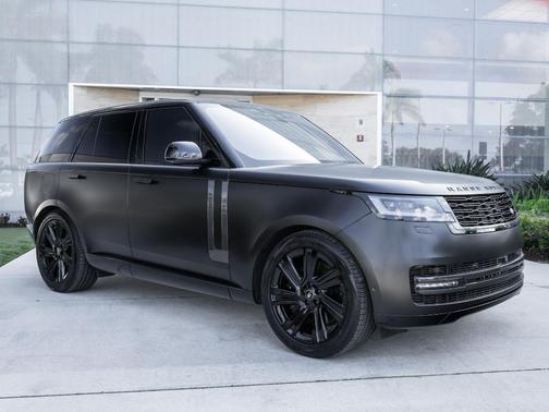 Fuji White 2023 Land Rover Range Rover P530 SE