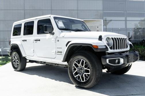 2024 Jeep Wrangler Sahara