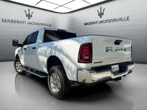 Bright White Clearcoat 2026 RAM 2500 Big Horn