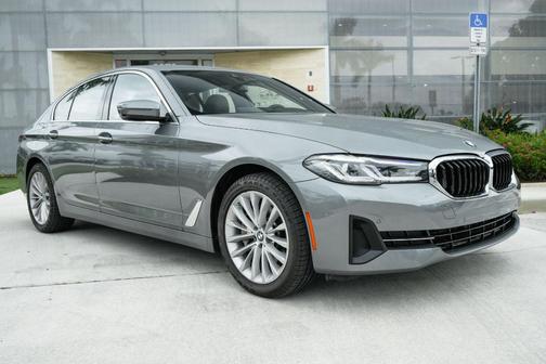 2023 BMW 530 i