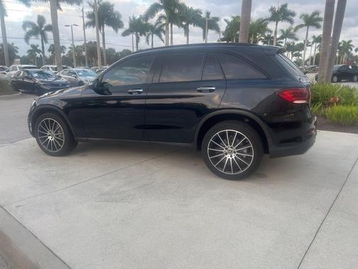 2022 Mercedes-Benz GLC 300 Base