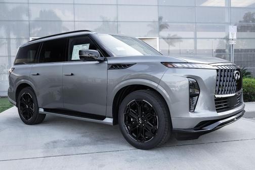 Dynamic Metal 2026 INFINITI QX80 SPORT