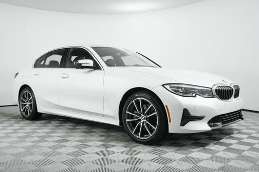 2022 BMW 330 i