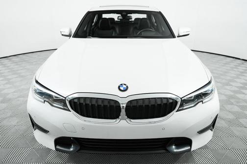 2022 BMW 330 i