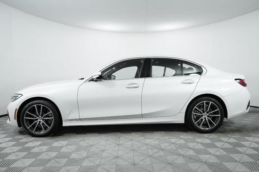 2022 BMW 330 i