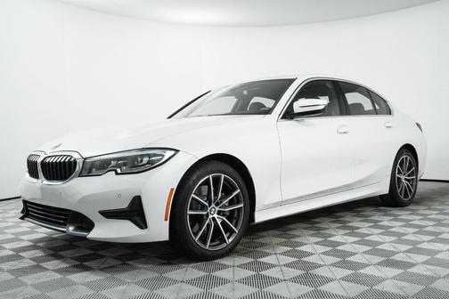 2022 BMW 330 i