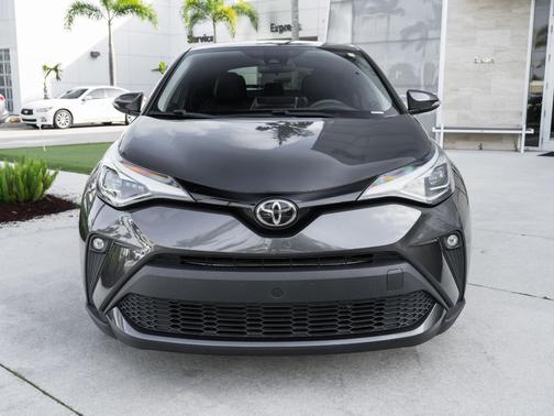 Magnetic Gray Metallic 2022 Toyota C-HR Limited