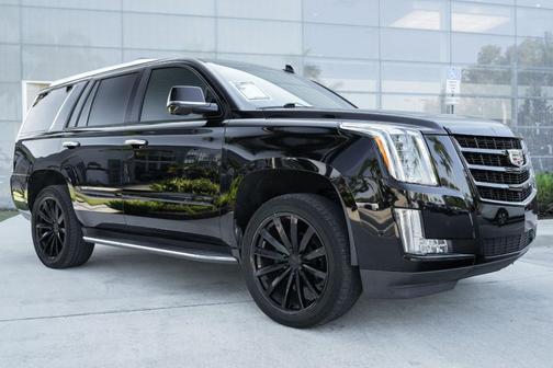 2019 Cadillac Escalade Luxury