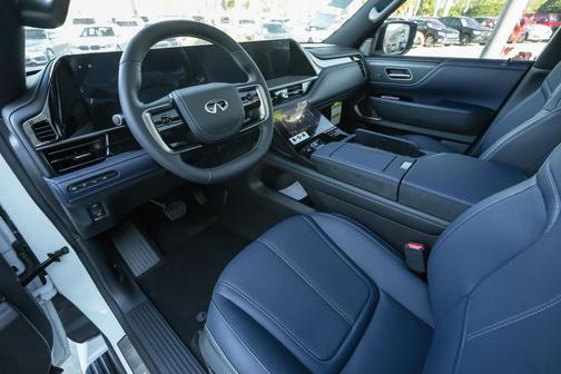 2026 INFINITI QX80 SPORT