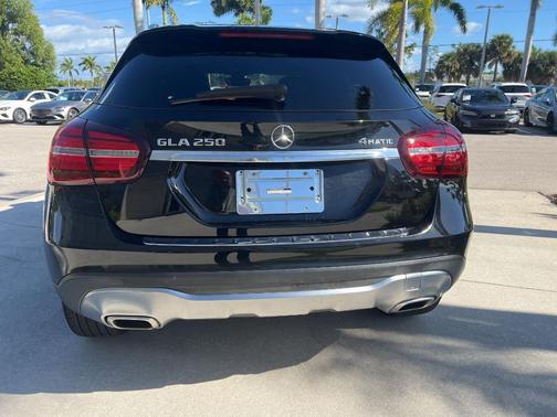 2020 Mercedes-Benz GLA 250 Base 4MATIC