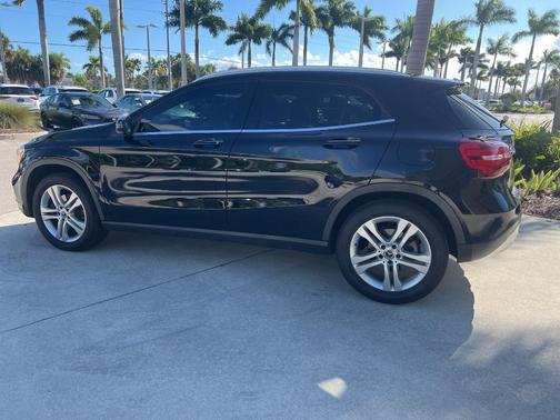 2020 Mercedes-Benz GLA 250 Base 4MATIC