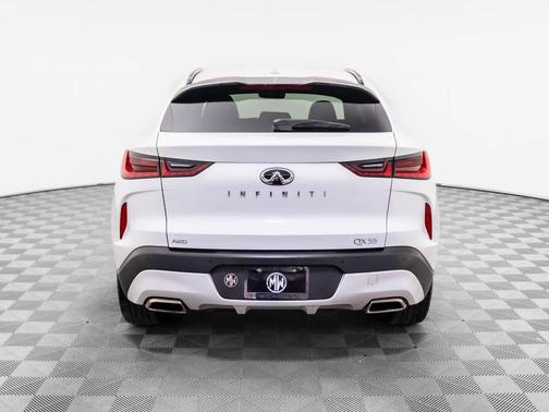 2024 INFINITI QX55 LUXE